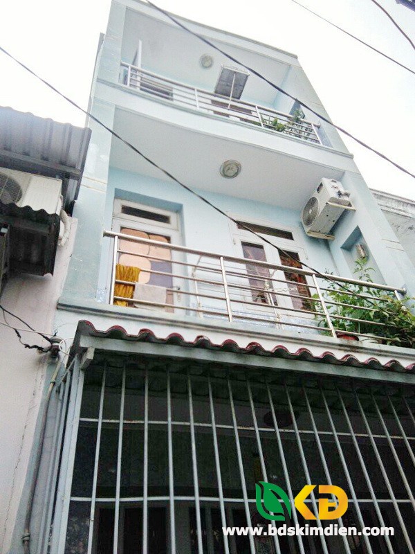 Bán nhà 2 lầu hẻm 994 Huỳnh Tấn Phát, quận 7.